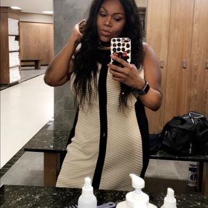 Great black and beige dress!